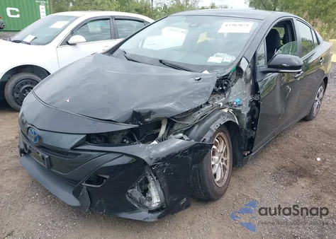 2021 Toyota Prius Prime Le из США, поврежденный, VIN JTDKAMFP2M3183097